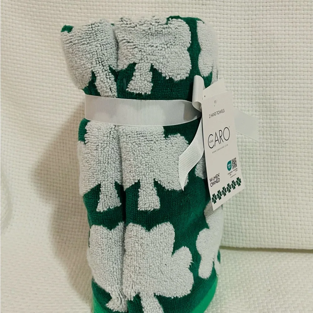 St Patrick’s Caro Home Shamrocks Habd Towels, Set of 2